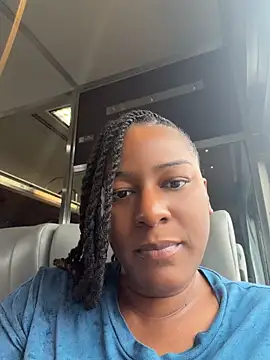 xoxoHotCoCo online show from May 7, 2026, 2:22 pm