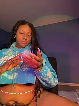 Snapshot of xoxoHotCoCo chatting on August 9, 2026, 10:58 pm xoxoHotCoCo online show from August 9, 2026, 10:58 pm