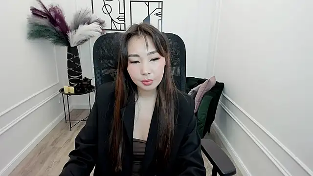 Snapshot of AnnaReyla chatting on November 24, 2025, 7:24 pm AnnaReyla online show from November 24, 2025, 7:24 pm