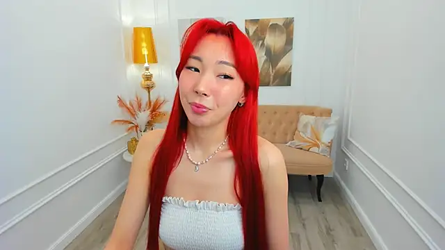 AnnaReyla online show from May 21, 2026, 11:17 am