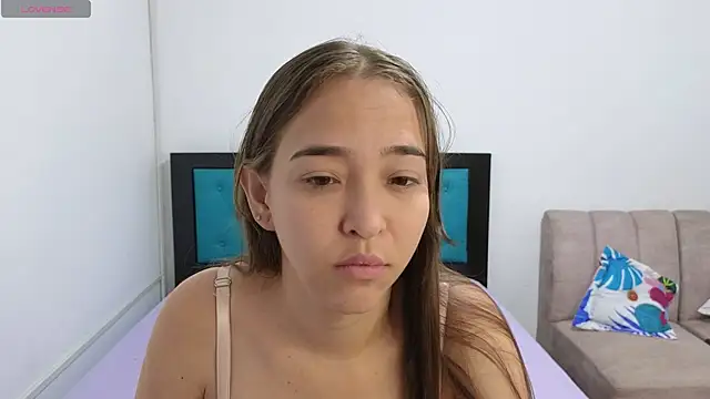 Snapshot of SERAFINA_ chatting on March 31, 2026, 7:31 am SERAFINA online show from March 31, 2026, 7:31 am