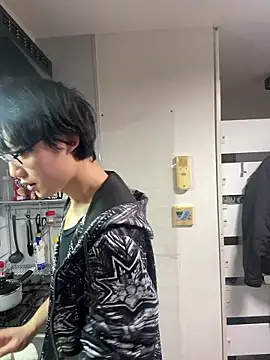 nunnun00 online show from December 20, 2025, 11:39 am