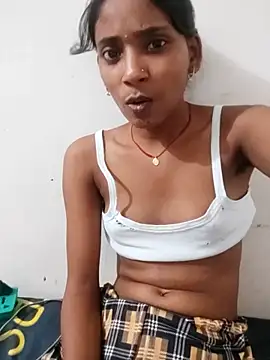 Snapshot of Divya-2007 chatting on October 9, 2025, 3:43 pm Divya-2007 online show from October 9, 2025, 3:43 pm