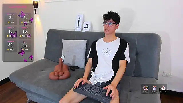 Cum hunters online show from November 26, 2025, 3:18 am