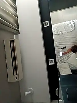 jacaranduba07 online show from December 16, 2025, 1:16 pm