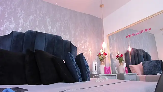 Isis ariany  online show from September 20, 2025, 9:54 am