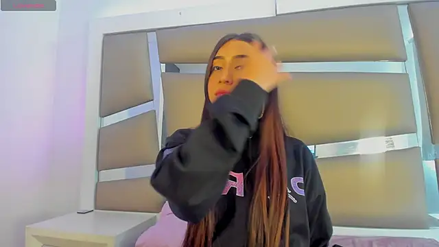 Snapshot of Princess_tokyo chatting on January 27, 2025, 4:11 pm Princess tokyo online show from January 27, 2025, 4:11 pm