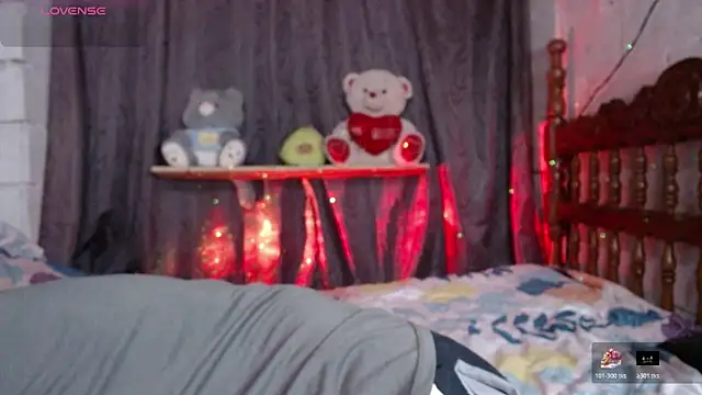 Snapshot of stefany_pablo1 chatting on November 18, 2025, 2:54 pm stefany pablo1 online show from November 18, 2025, 2:54 pm