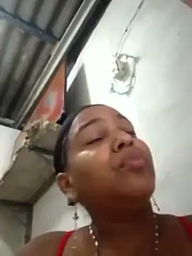 Teresa mm online show from December 1, 2025, 1:05 pm