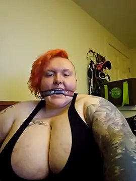 Snapshot of CorgiGodez98 chatting on November 2, 2025, 9:00 am CorgiGodez98 online show from November 2, 2025, 9:00 am