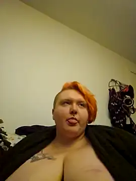 Snapshot of CorgiGodez98 chatting on November 19, 2025, 1:16 am CorgiGodez98 online show from November 19, 2025, 1:16 am