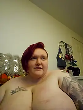 Snapshot of CorgiGodez98 chatting on December 4, 2025, 2:26 pm CorgiGodez98 online show from December 4, 2025, 2:26 pm