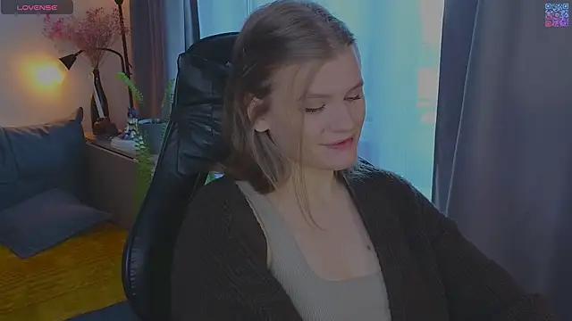 Snapshot of _JessieVibes chatting on April 24, 2026, 1:57 pm JessieVibes online show from April 24, 2026, 1:57 pm