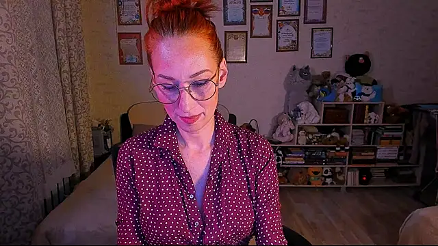 red rocco online show from March 2, 2025, 4:10 pm