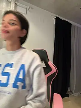 Rosariolovex online show from March 16, 2025, 6:23 pm