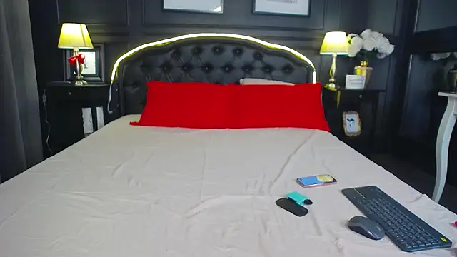 LanaSparks online show from March 22, 2025, 5:06 am