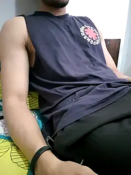 hot hunk boy online show from September 9, 2025, 9:53 am