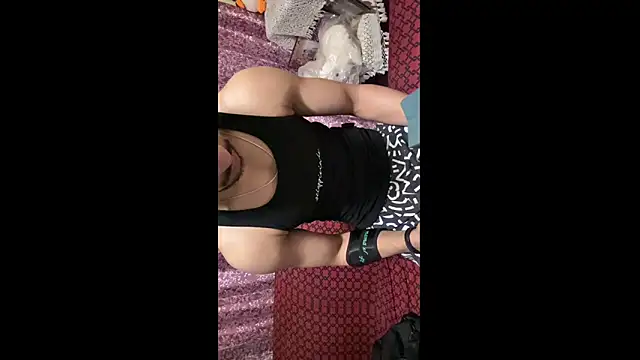 hot hunk boy online show from February 13, 2026, 9:38 am