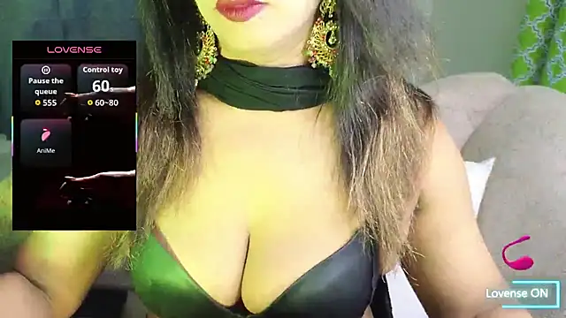 Bengali Cute Girl online show from September 15, 2025, 11:32 am