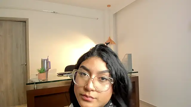 Snapshot of Camila_Mason chatting on February 8, 2025, 4:25 am Camila Mason online show from February 8, 2025, 4:25 am