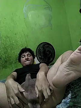 passivofoggozo69 online show from September 14, 2025, 10:03 am