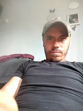 marquesgostoso40 online show from October 27, 2025, 4:44 pm