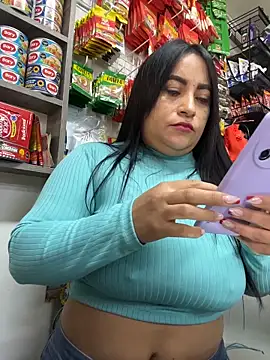 Snapshot of Miia_Jazmin chatting on November 22, 2025, 2:16 pm Miia Jazmin online show from November 22, 2025, 2:16 pm