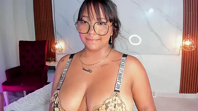 Snapshot of isabella_zc chatting on April 30, 2026, 9:30 pm isabella zc online show from April 30, 2026, 9:30 pm