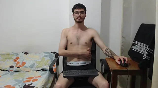 Snapshot of Aleex_Miller chatting on November 8, 2025, 4:23 am Aleex Miller online show from November 8, 2025, 4:23 am