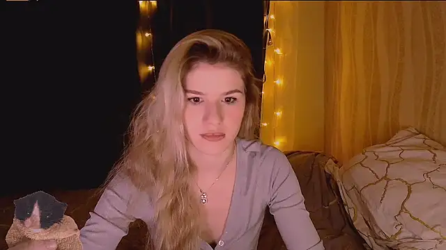 Melissa smith  online show from December 5, 2025, 3:41 pm