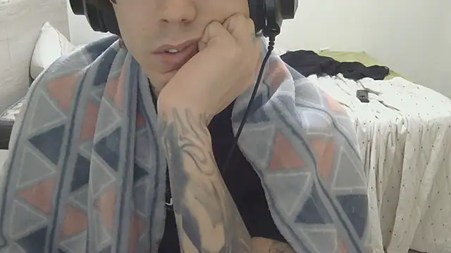 Snapshot of smokingink chatting on June 24, 2026, 1:15 am smokingink online show from June 24, 2026, 1:15 am