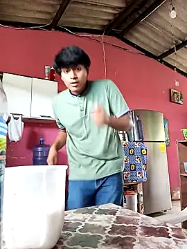 dar23465 online show from March 21, 2025, 6:18 pm