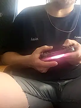 Snapshot of almighty_d chatting on January 31, 2025, 5:10 pm almighty d online show from January 31, 2025, 5:10 pm