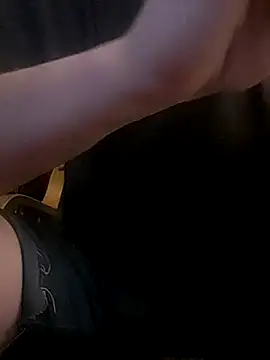 Snapshot of almighty_d chatting on February 26, 2025, 3:53 am almighty d online show from February 26, 2025, 3:53 am