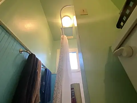 Snapshot of almighty_d chatting on October 4, 2025, 12:08 am almighty d online show from October 4, 2025, 12:08 am