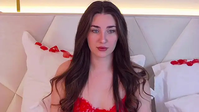 KiraBarlows online show from February 14, 2025, 6:51 pm