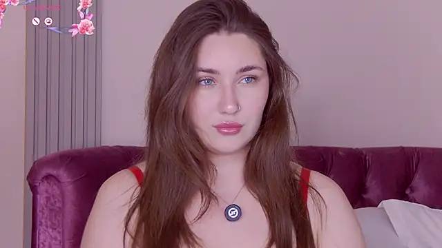 KiraBarlows online show from July 30, 2026, 7:13 pm