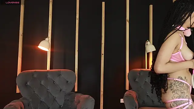 Snapshot of camilapersy chatting on February 28, 2025, 1:25 pm camilapersy online show from February 28, 2025, 1:25 pm