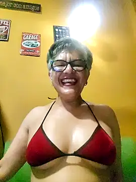 Snapshot of ilonna2025 chatting on March 10, 2025, 12:18 am ilonna2025 online show from March 10, 2025, 12:18 am