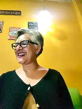 Snapshot of ilonna2025 chatting on March 12, 2025, 4:41 am ilonna2025 online show from March 12, 2025, 4:41 am