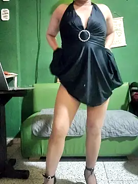 Snapshot of ilonna2025 chatting on September 21, 2025, 11:28 pm ilonna2025 online show from September 21, 2025, 11:28 pm