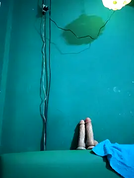 Snapshot of ilonna2025 chatting on October 7, 2025, 10:18 pm ilonna2025 online show from October 7, 2025, 10:18 pm