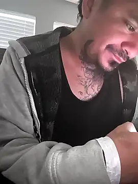 Snapshot of Burrrucecold00 chatting on February 22, 2025, 9:48 pm Burrrucecold00 online show from February 22, 2025, 9:48 pm