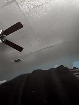 Snapshot of Burrrucecold00 chatting on February 23, 2025, 4:24 pm Burrrucecold00 online show from February 23, 2025, 4:24 pm