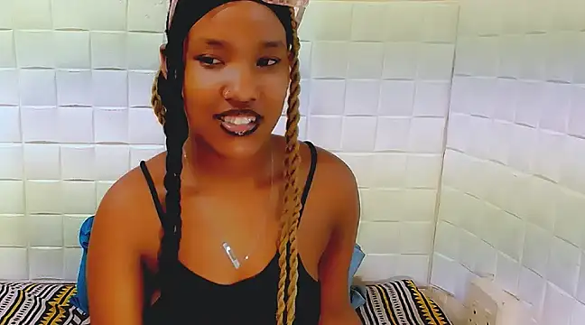 EroticSexyPrada online show from March 22, 2025, 11:53 pm