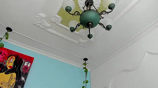 Paulina Lopezz online show from October 13, 2025, 4:23 am