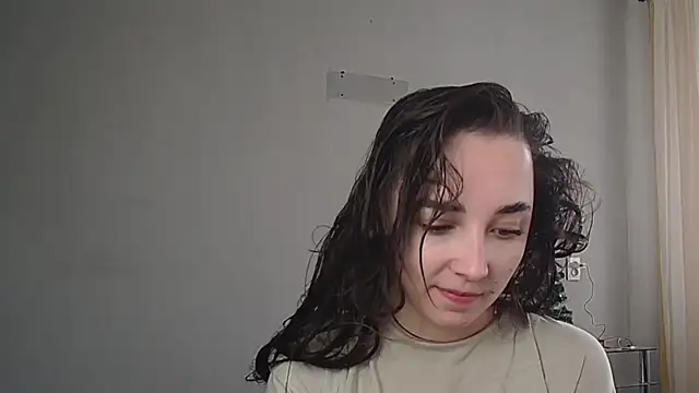 Snapshot of Eva_Gloryy chatting on February 14, 2026, 12:46 pm Eva Gloryy online show from February 14, 2026, 12:46 pm