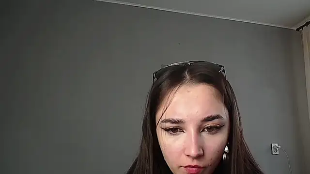 Snapshot of Eva_Gloryy chatting on February 27, 2026, 9:53 am Eva Gloryy online show from February 27, 2026, 9:53 am