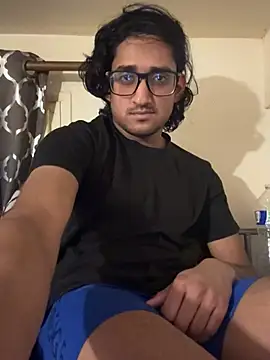 Snapshot of Abdullah07Maxxi chatting on February 24, 2025, 5:20 pm Abdullah07Maxxi online show from February 24, 2025, 5:20 pm