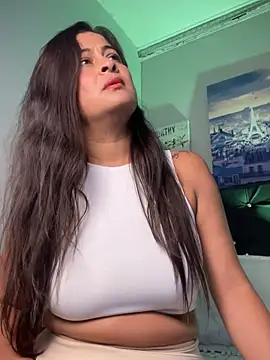 Lili  taylor online show from March 4, 2025, 1:49 pm